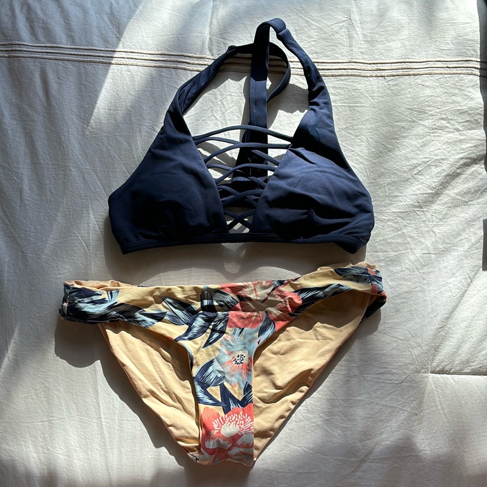 NWOT rip curl women’s bikini size small